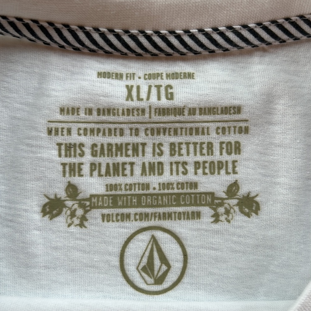 Volcom Tee (XL) NWT - Picture 3 of 6